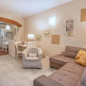 Apartment In San Niccolo A Pochi Passi Da Ponte Vecchio, Florence
